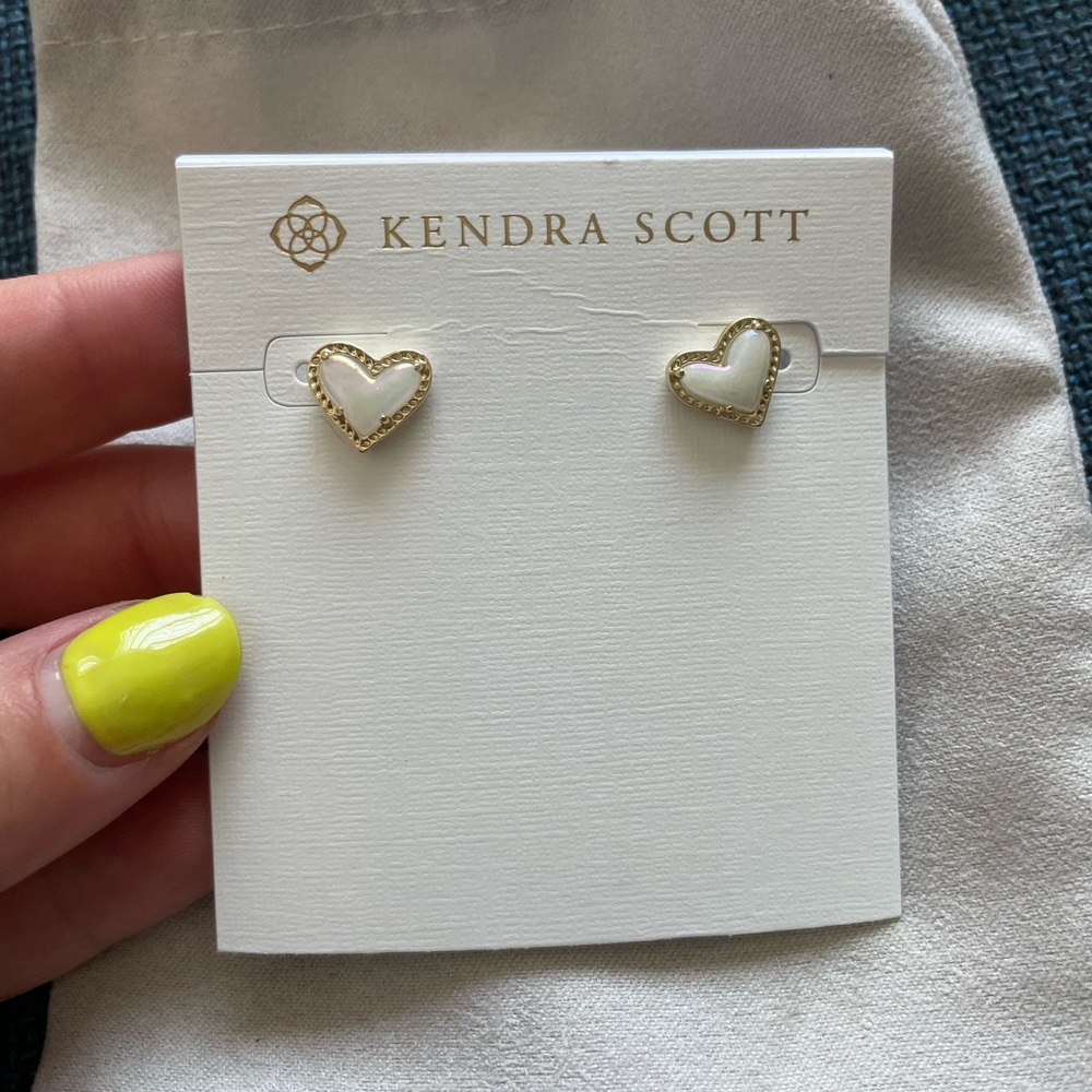$ firm Kendra Scott Ari Earrings